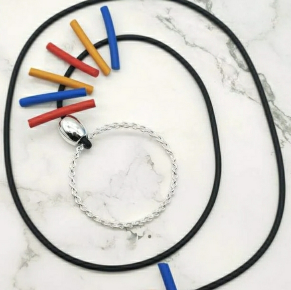 Necklace - Picture 2 of 3